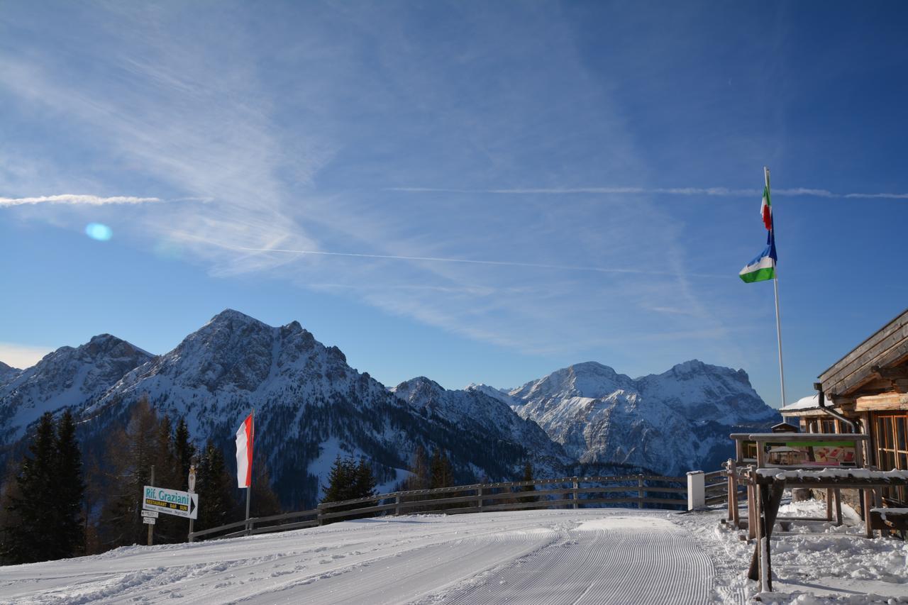 Готель Rifugio Graziani Huette Сан-Віджиліо-ді-Мареббе Екстер'єр фото