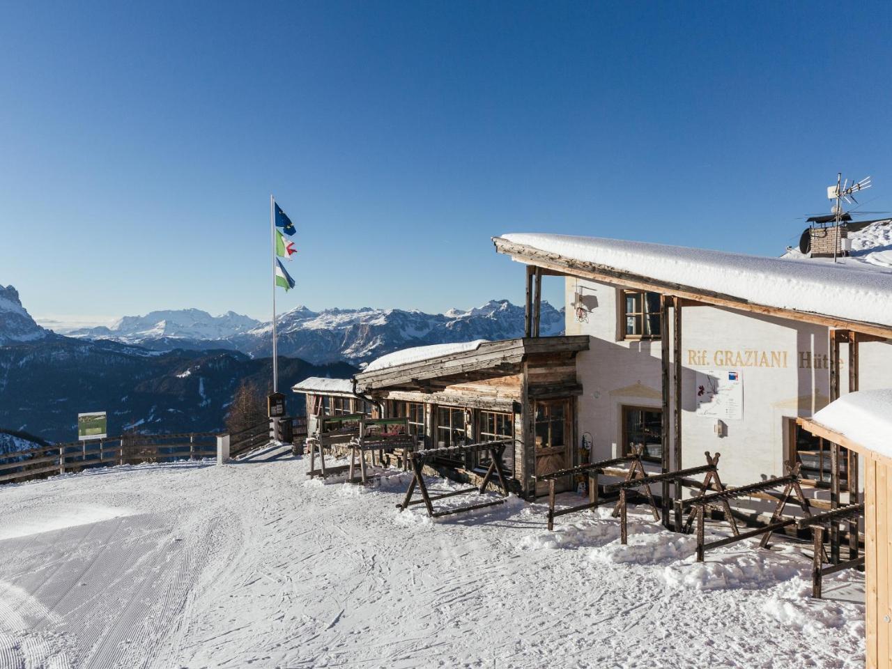 Готель Rifugio Graziani Huette Сан-Віджиліо-ді-Мареббе Екстер'єр фото